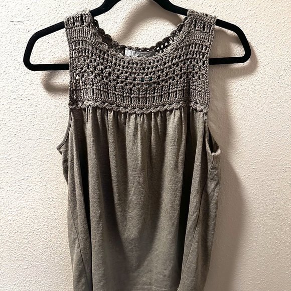 Crochet Summer Tank - Picture 1 of 3